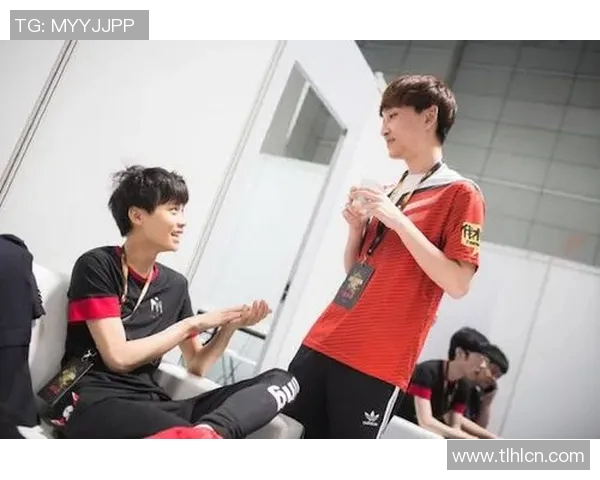 以镜头回顾球员交易场景泪目瞬间展现体育背后的人情冷暖 以镜头回顾球员交易场景泪目瞬间展现体育背后的人情冷暖